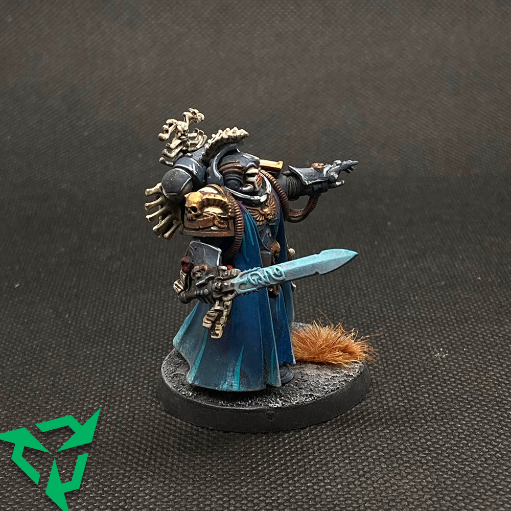 Charcharodons Primaris Librarian Preloved Miniatures