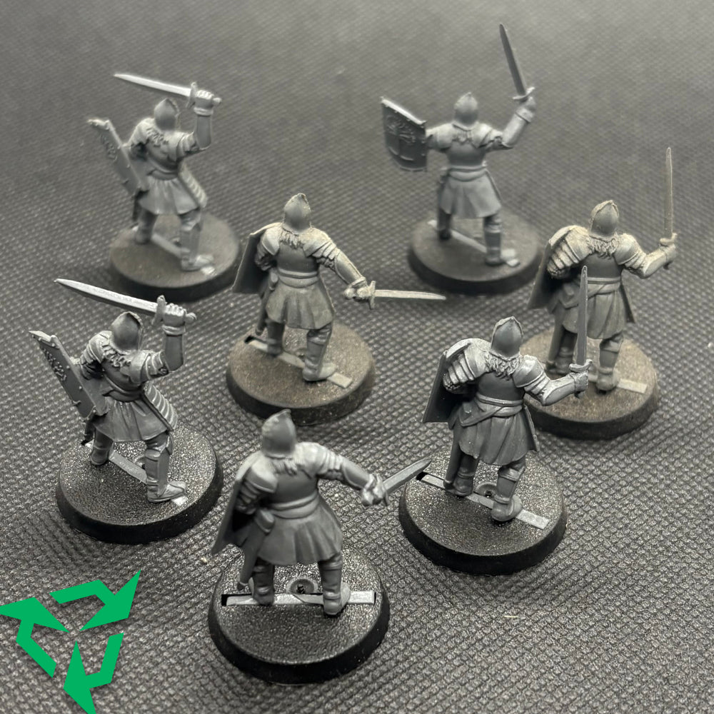 Rear View 7x Minias Tirith Warriors with swords and shields