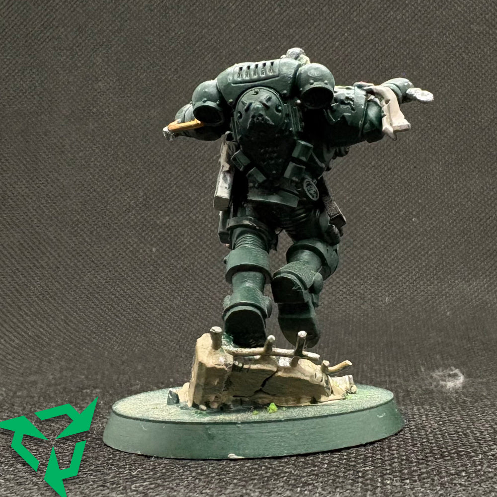 Preloved Space Marine Lieutenant In Reiver Armour