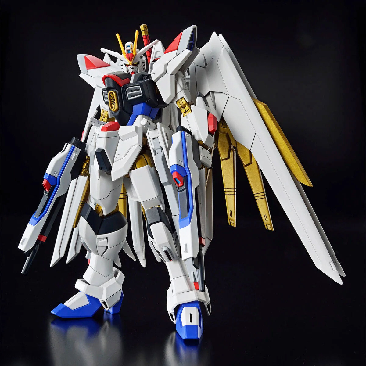 Mighty Strike Freedom Gundam - HG 1/144 Gundam Bandai