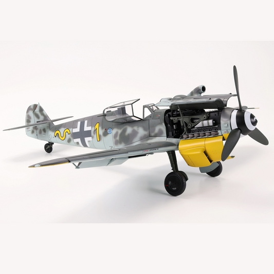 Tamiya 1:12 scale model kit box ...