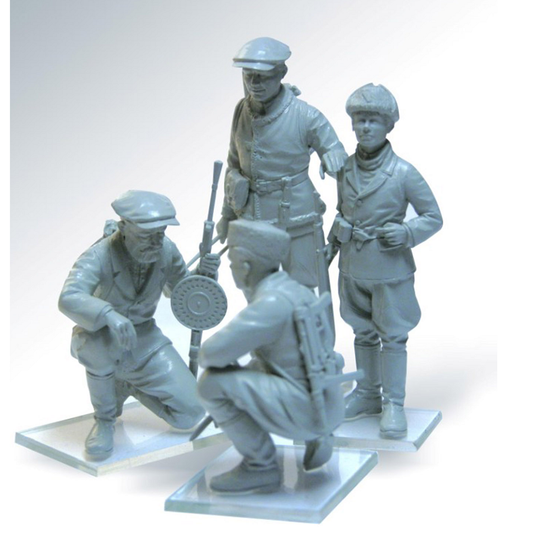 ICM WWII Soviet Partisans 1:35 S...