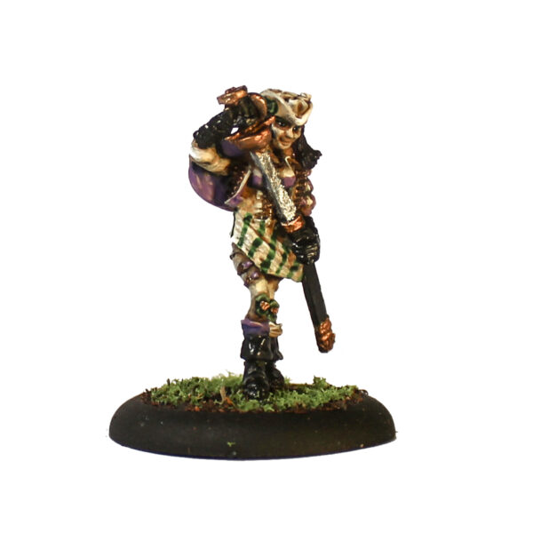 Cacciatore 6 by Oakbound Stuido. A lead pewter miniature of a female with her hair down, wearing a hat, boots and sheathing her sword, a great miniature for your tabletop and RPGs.