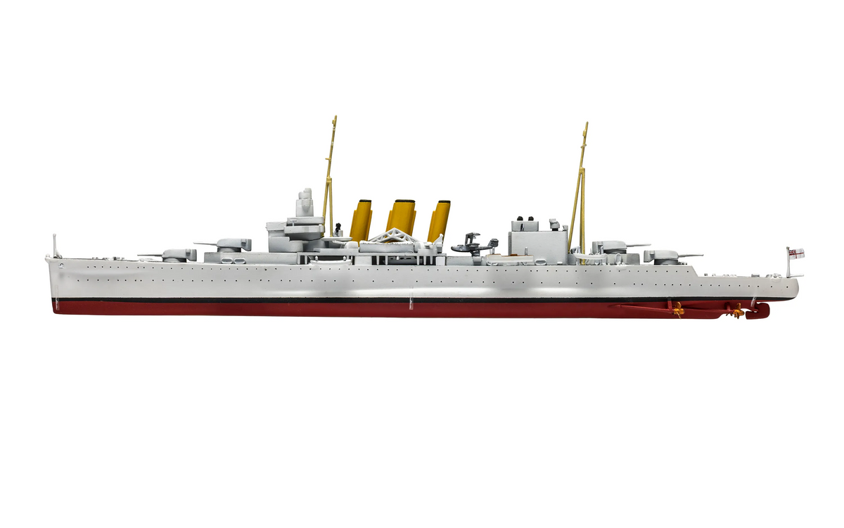 HMS Suffolk - Airfix Vintage Classics 1/600 Scale