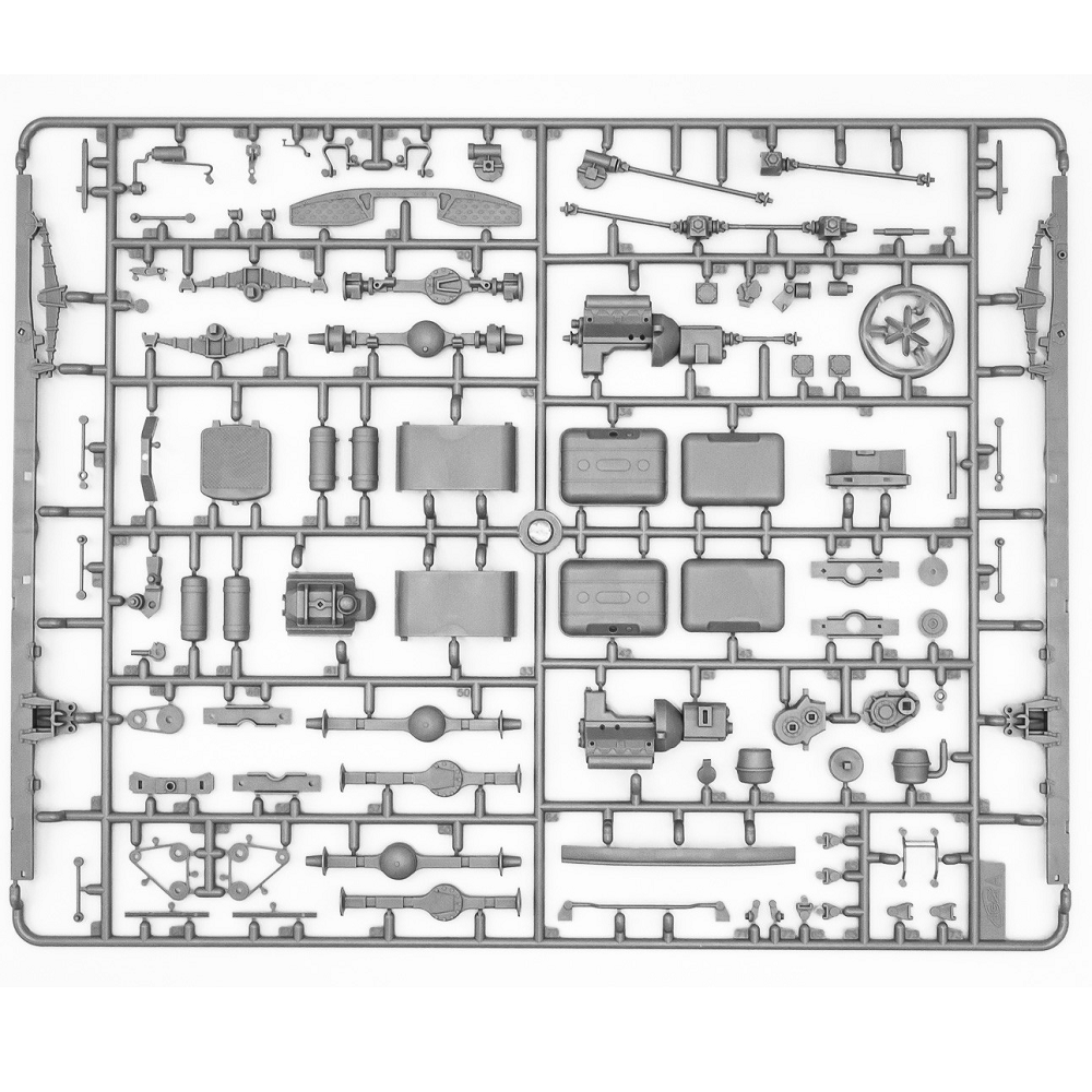 ICM ZiL-131 with DShKMd Crew Ukrainian Armed Forces | 1:35 Scale