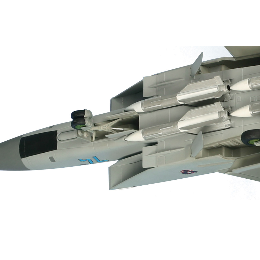 Zvezda Russian Long Range Interceptor MiG-31B Foxhound | 1:72 Scale