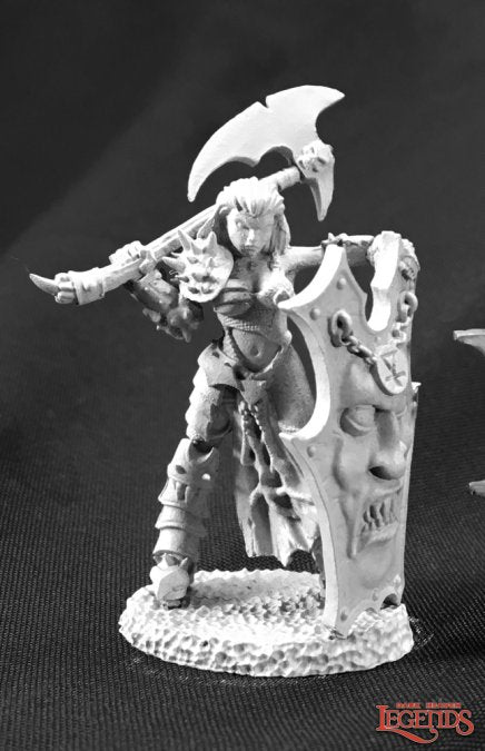 03762 Shaern, Female Antipaladin