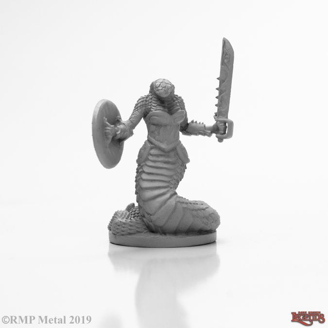 03979 - Female Nagendra Warrior (Reaper DHL) :www.mightylancergames.co.uk
