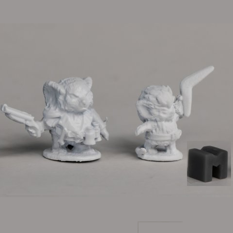 Mad Mozz & Wildchild Mouslings by Reaper Miniatures from their Dark Heaven Legends are special edition figures representing two mouslings, one has a shotgun and the other has a boomarang