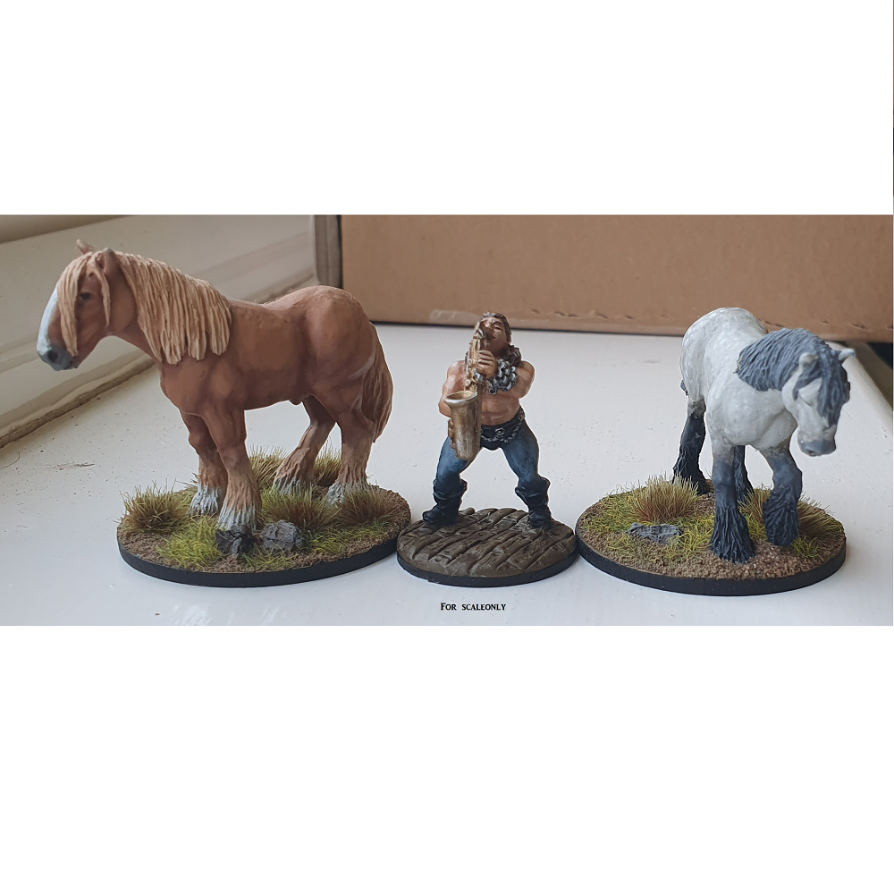Heavy Horses - Pete & Tom code FAF005 by Bad Squiddo Games. Image shows 3 painted miniatures, one is a brown heavy horse with blonde hair and the other a grey heavy horse , in the middle is a man playing a saxophone