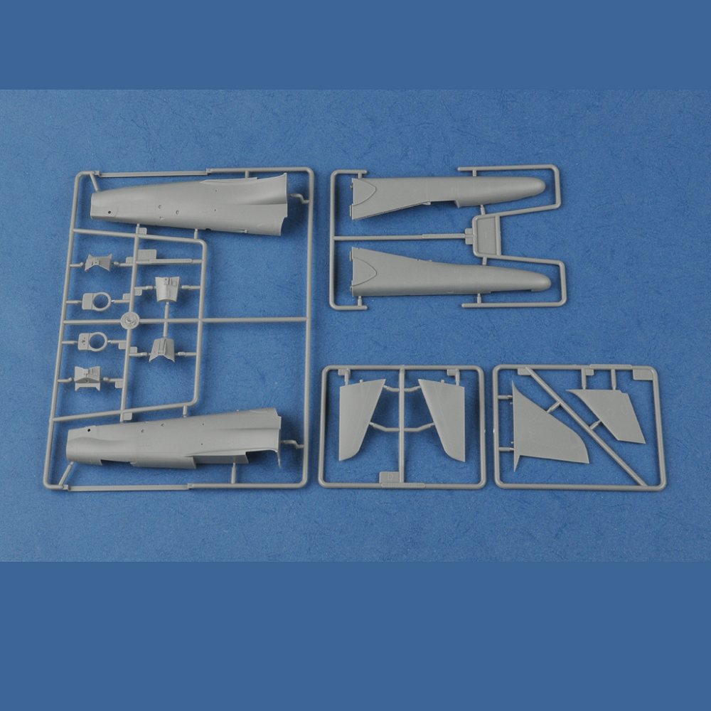 Hawk T MK.67 in 1:48 scale by Hobbyboss