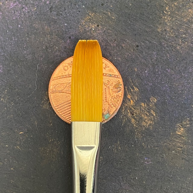 Series 303 One Stroke Golden- 1/4" - Rosemary & Co with 1p for scale