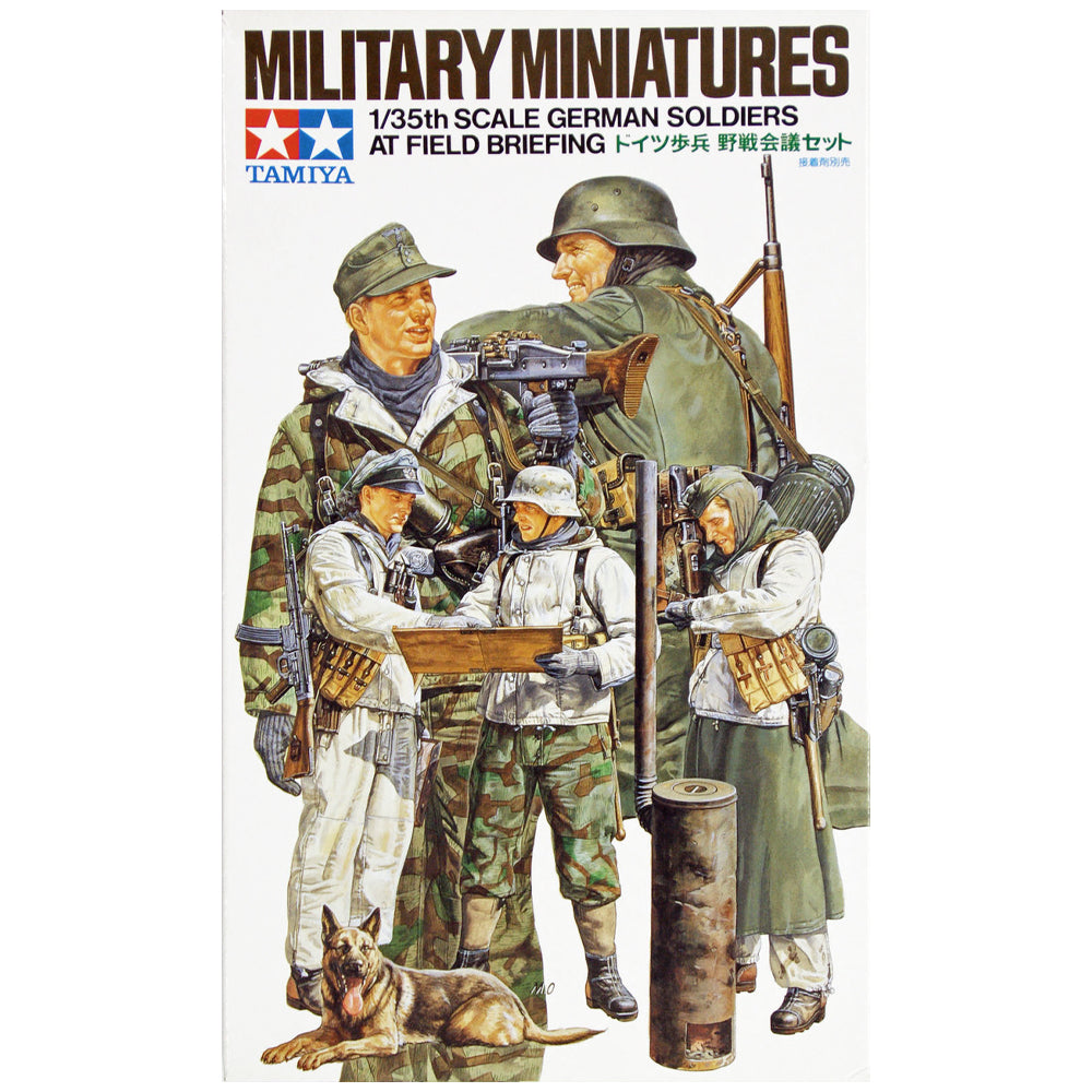 German Soldiers At Field Briefing - Tamiya 1/35 Scale
