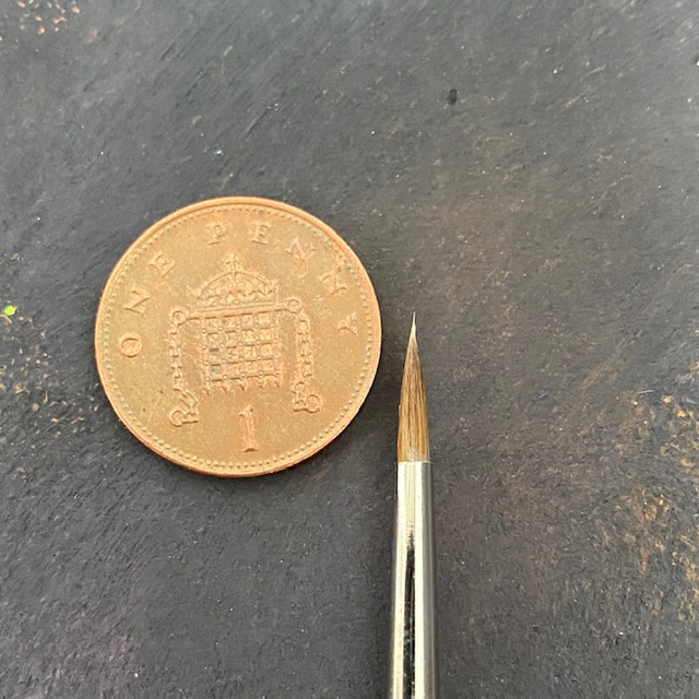 Series 98 Triangular Pure Sable - 2 - Rosemary & Co paint brush tip and 1p