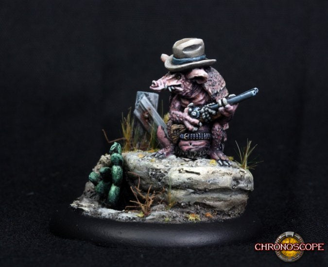 50320 Leatherhide, Armadillo Man