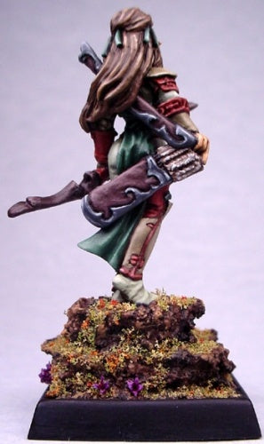 14116: Caerwynn, Elven Hero sculpted by Werner Klocke. (rear) painted by Alison Bailey