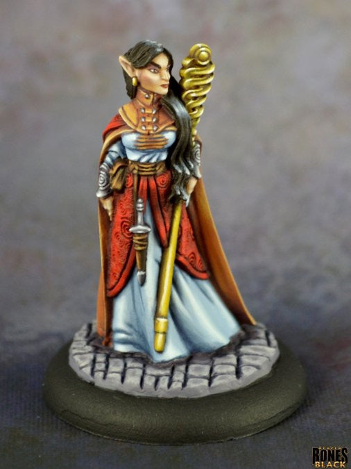 44008 - Anthanelle, ELf Wizard (Bones Black) :www.mightylancergames.co.uk