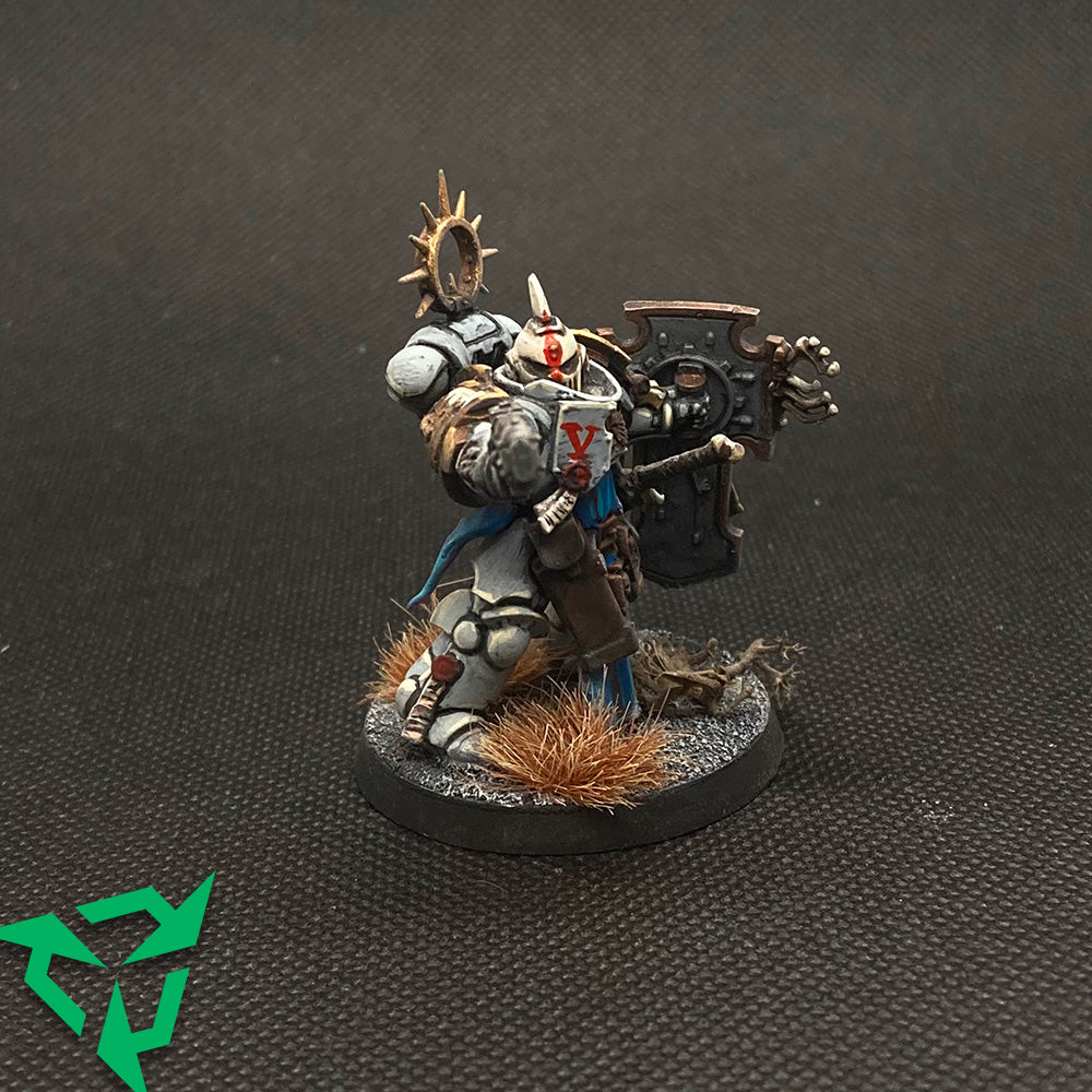Charcharodons Lieutenant With Storm Shield Preloved Miniatures
