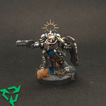Charcharodons Lieutenant With Storm Shield Preloved Miniatures