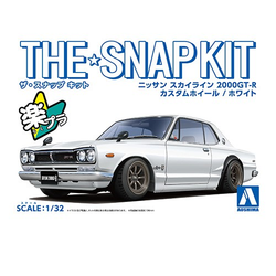 Nissan Skyline 2000 GT-R White 1/32 - Aoshima Snap Kit