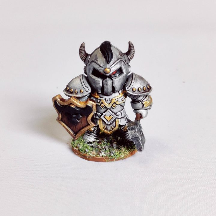 Dark Knight by Iron Gate Scenery in chibi style.&nbsp; A 40mm scale printed resin miniature.&nbsp; This fully armoured, axe and shield wielding knight would make a wonderful edition to your RPG adventure as player characters or non player characters (NPC