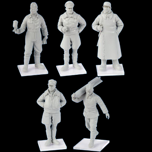 Bf 109F-4 with German Luftwaffe Personnel