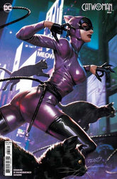 Catwoman #64 Cover C Derrick Che...