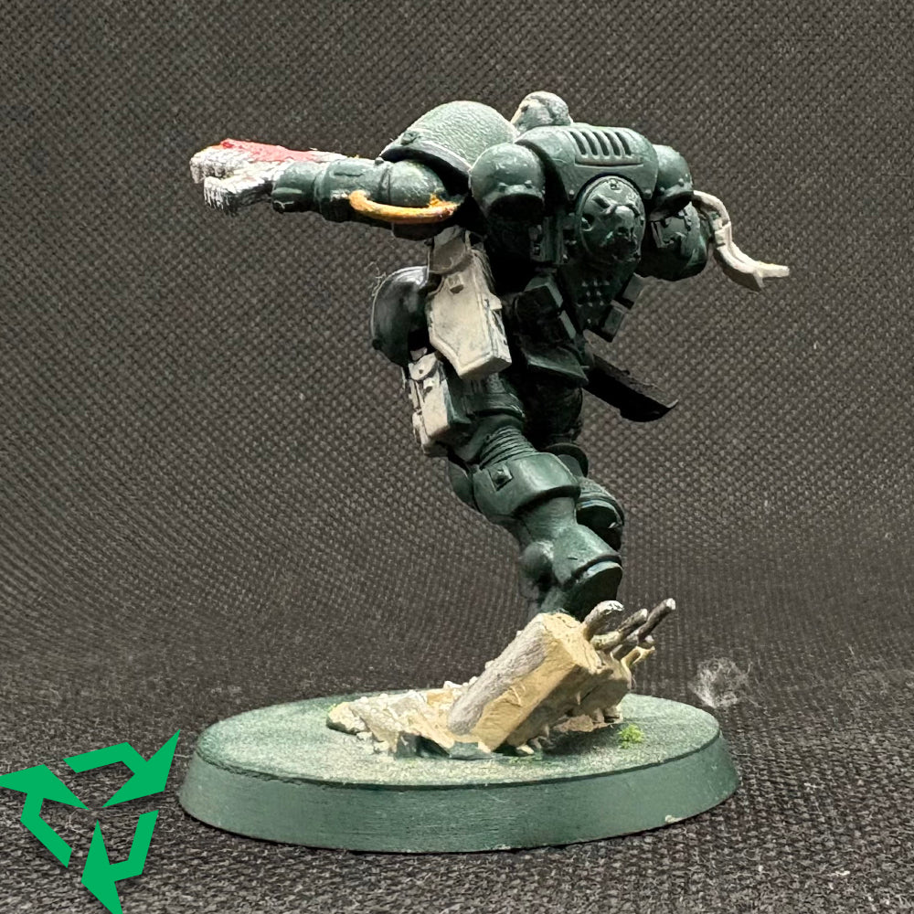 Preloved Space Marine Lieutenant In Reiver Armour