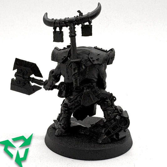 Primed Warhammer 40k Orks Bigbos...