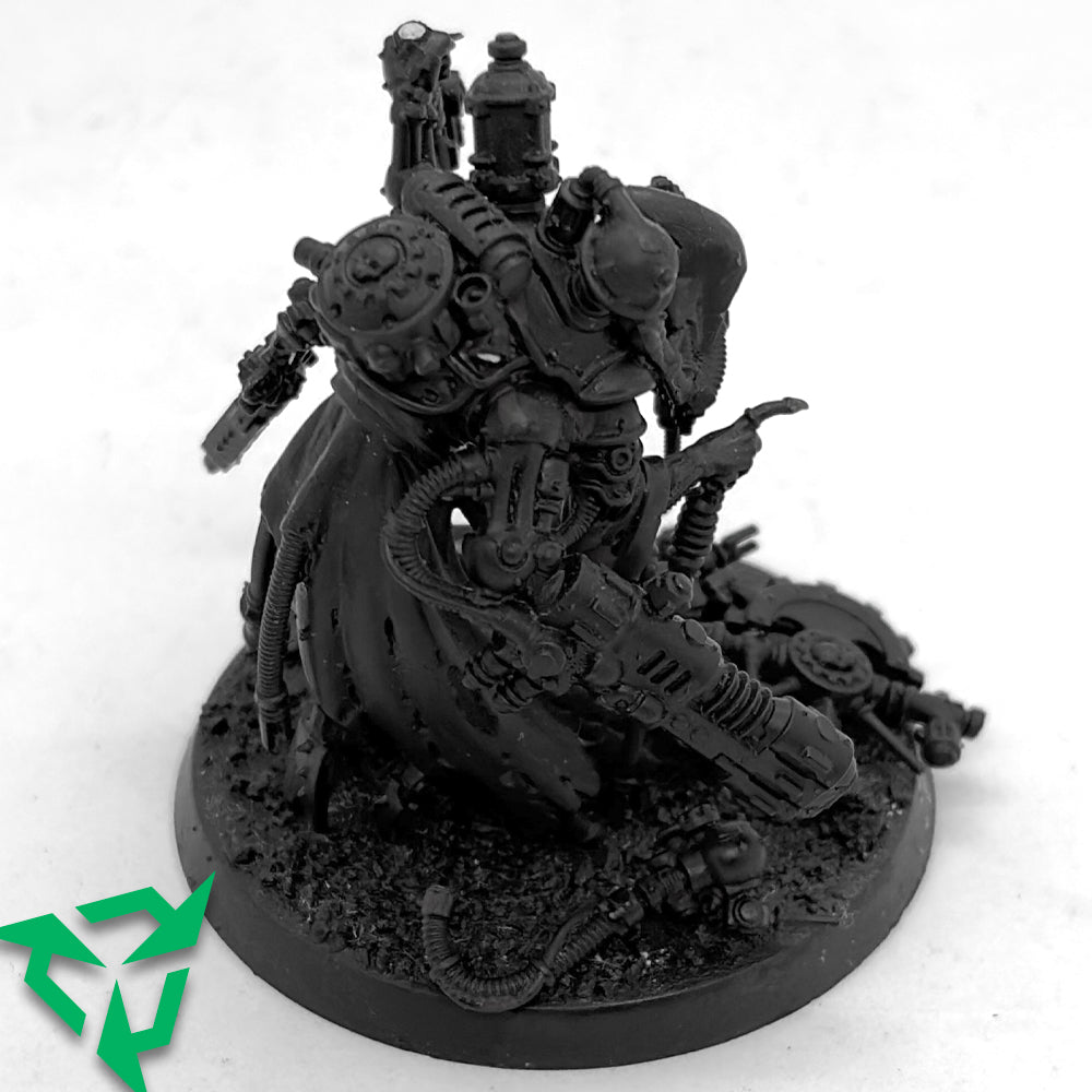 Preloved Assembled & Primed Adeptus Mechanicus Tech-Priest Dominus Back