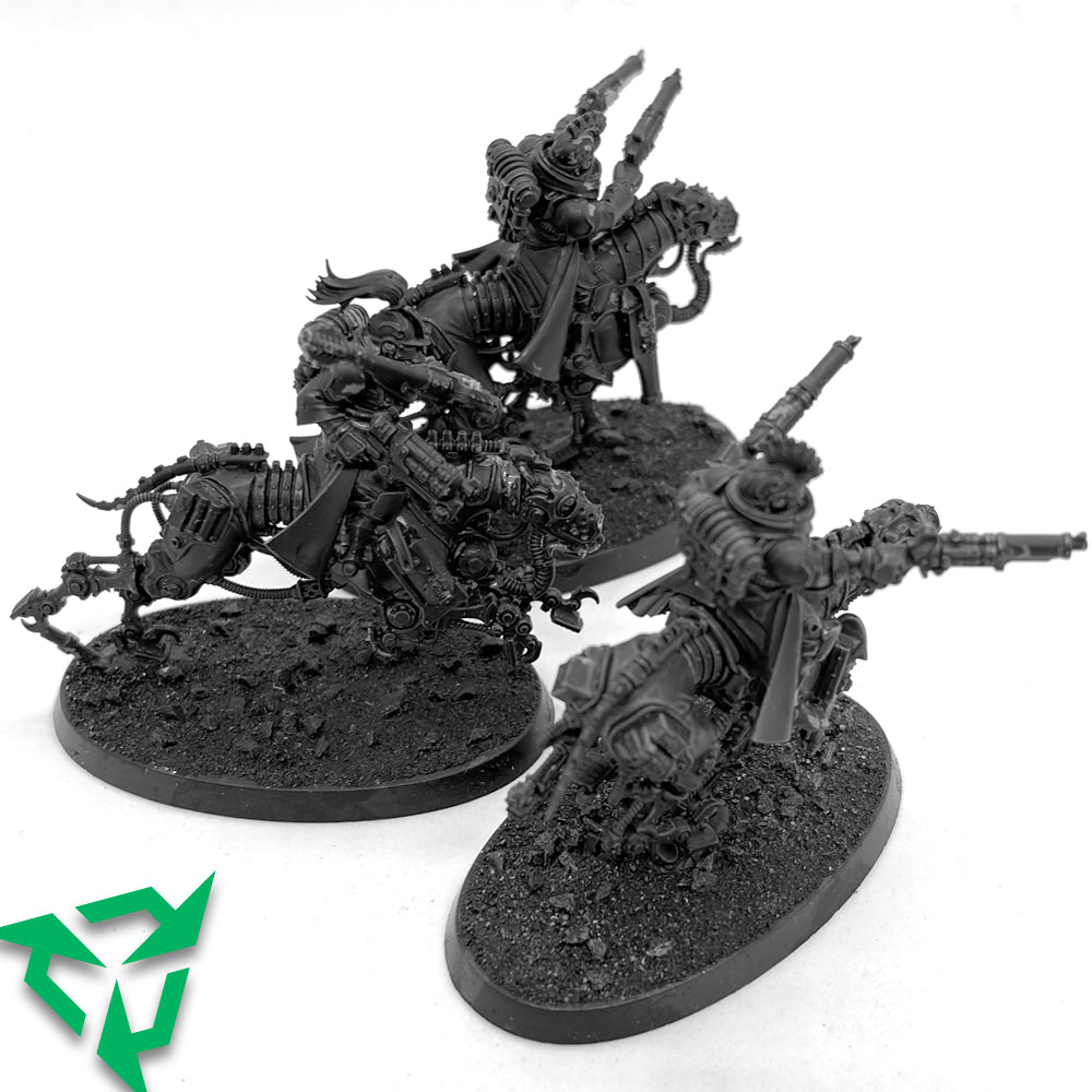 Preloved Assembled & Primed Adeptus Mechanicus Serberys Raiders Back