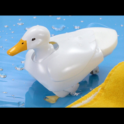 Tamiya Walking & Swimming Duck