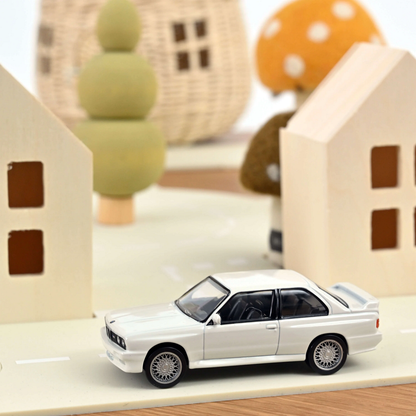 BMW M3 E30 1986 White Jet-car 1:43 - Metal