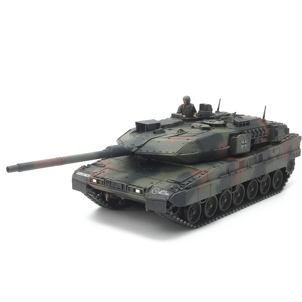 Tamiya German Main Battle Tank Leopard 2 A7V | 1:72 Scale