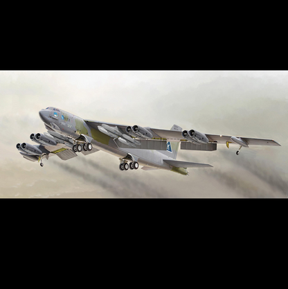 Italeri B-52G Stratofortress - 1:72 Scale Model Kit