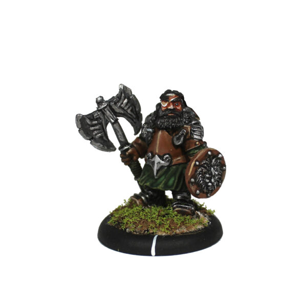 Dutki of Jietna Guild by Oakbound Studio. A lead pewter miniature of a gnome holding an axe and a shield