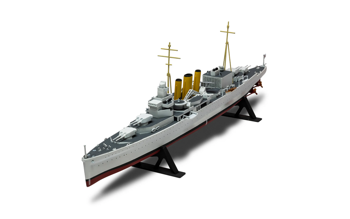 HMS Suffolk - Airfix Vintage Classics 1/600 Scale
