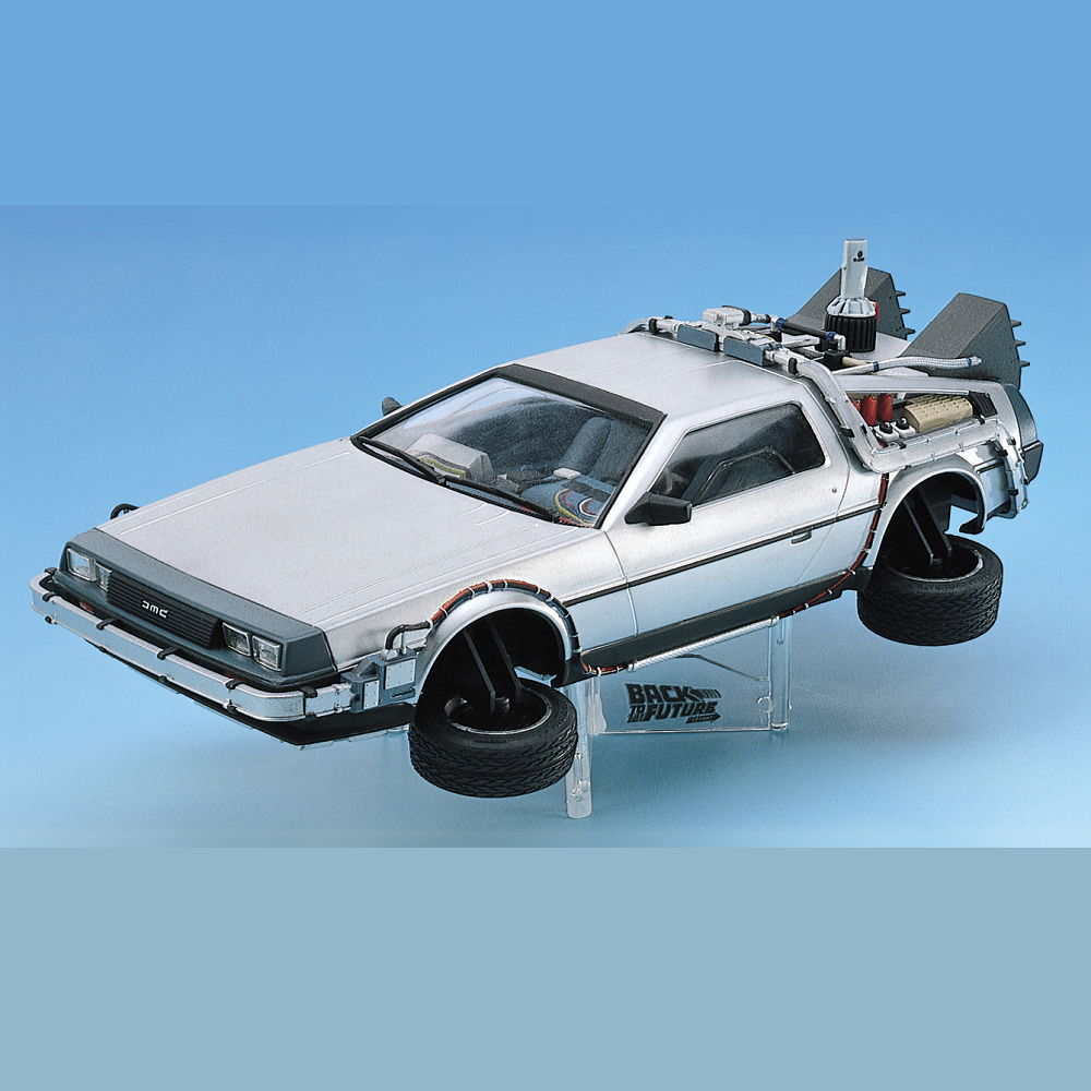 Delorean Back To The Future Part 2 - 1/24 - Aoshima scale model kit