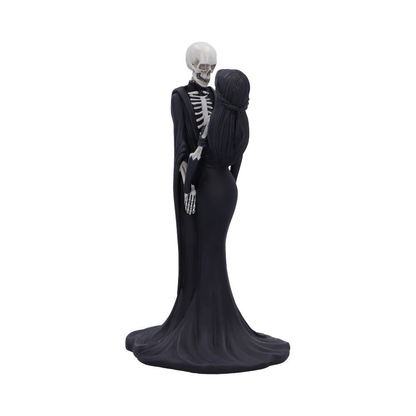 Eternal Vow figure from Nemesis Now 