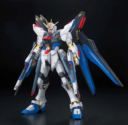 MG Strike Freedom Gundam Full Burst Mode – 1/100 Bandai Gunpla