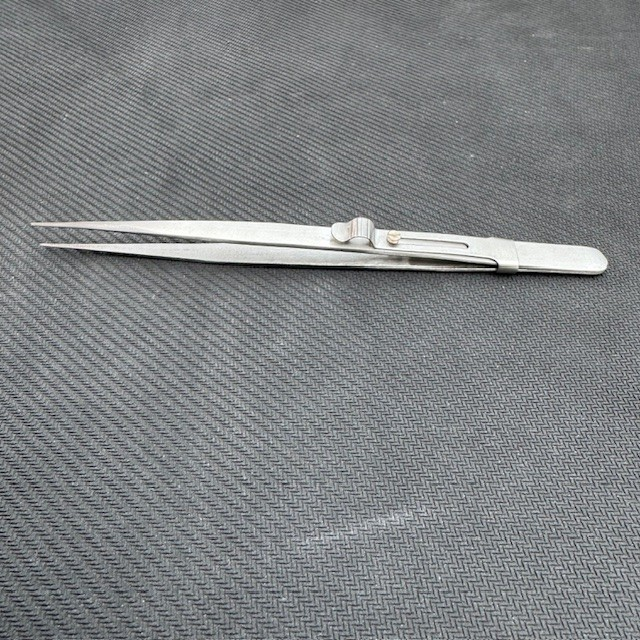 Side Lock Tweezer - Expo