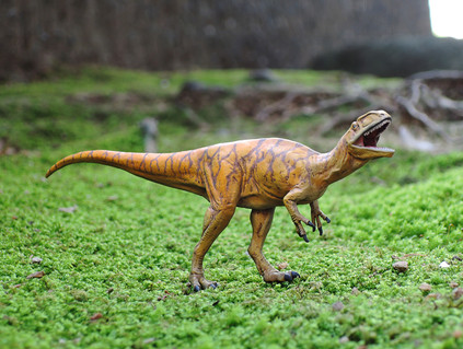 Fukuiraptor - Tamiya 1/35 Scale Model Kit