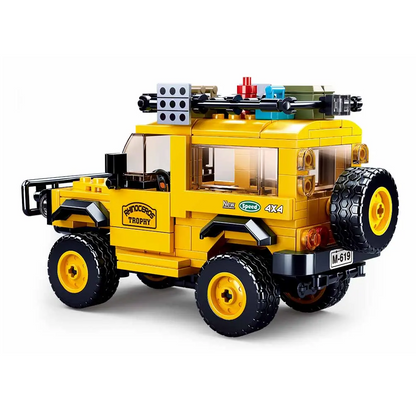 Sluban Yellow Safari Defender - Car Club Building Brick Kit