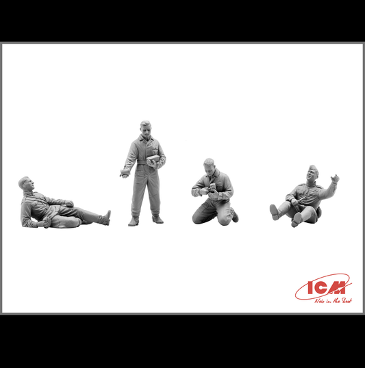 ICM Soviet Tank Crew (1943-1945)...