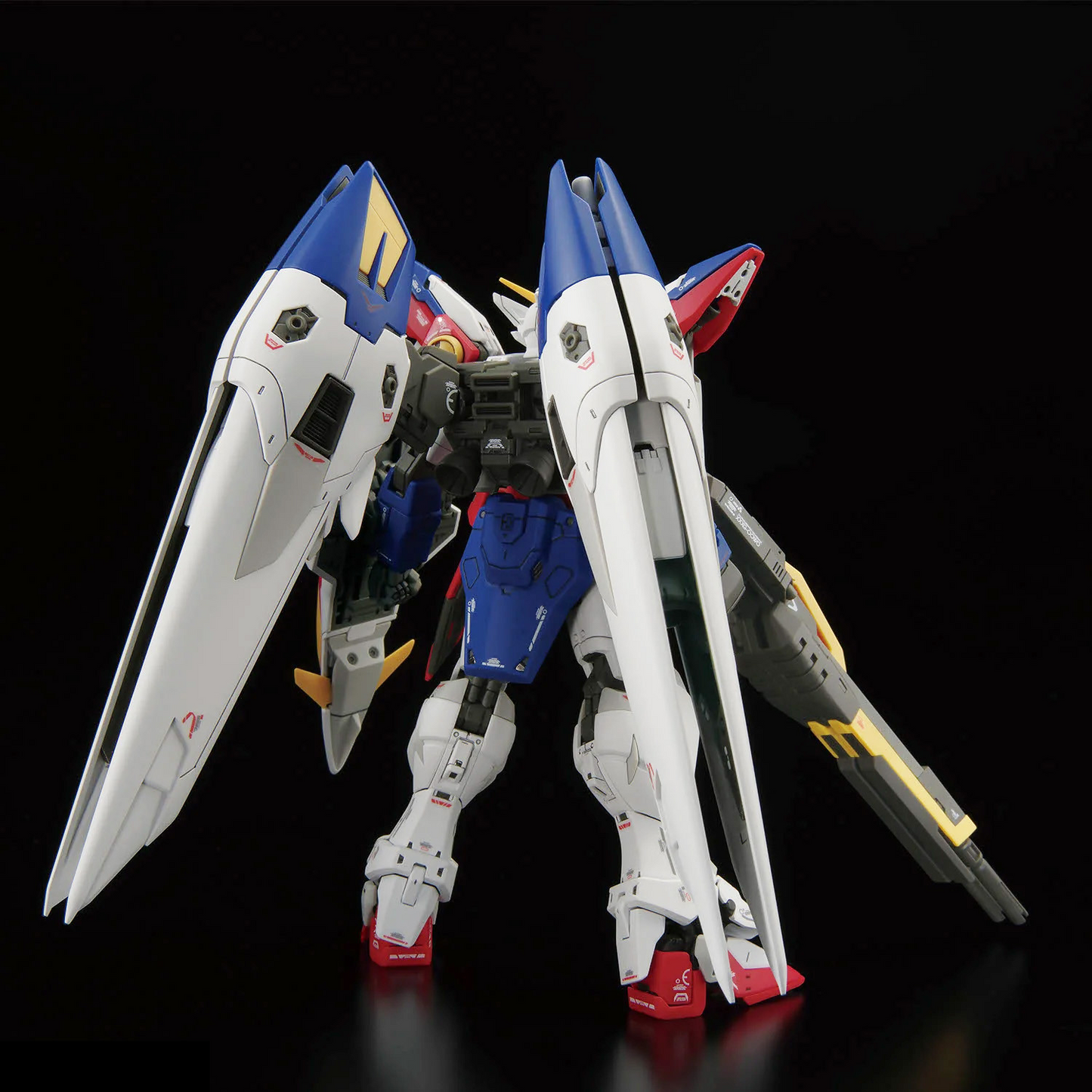 RG Wing Gundam Zero XXXG-OOWO – 1/144 Bandai Gunpla