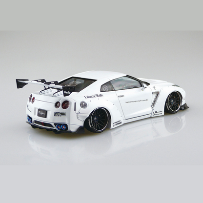 LB Works Nissan R35 GT-R Type 1.5 Liberty Walk - 1/24 - Aoshima scale model kit