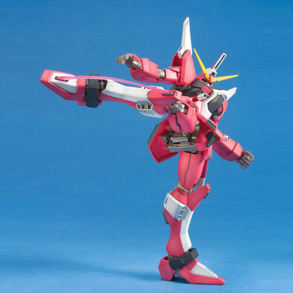 MG Infinite Justice Gundam ZGMF-X19A – 1/100 Bandai Gunpla