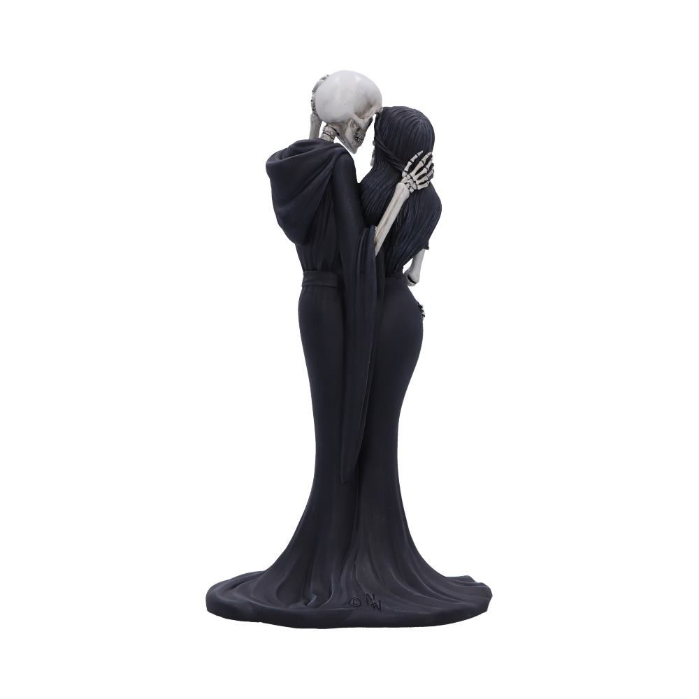 Eternal Embrace figurine by Nemesis Now - Two skeletons holding each other, the male wearing a long cape and the female in a black dress with her hand on the others head