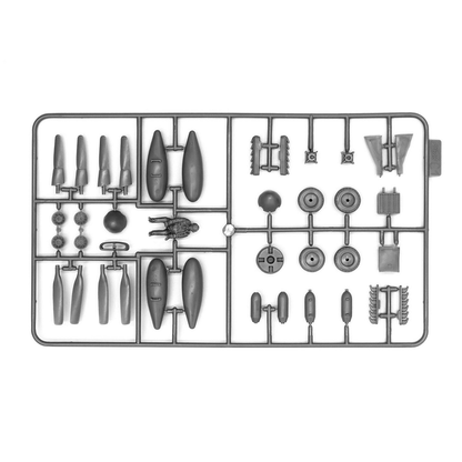 ICM Mustang P-51D with USAAF Pilots and Ground Personnel