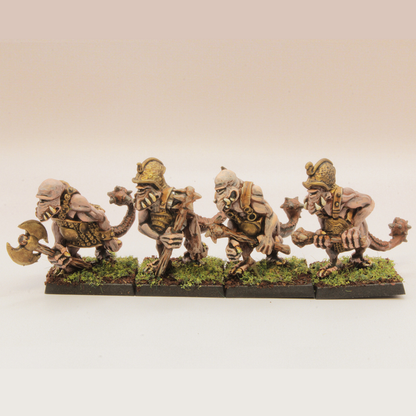 Myeri Taua Fenfolk - Oakbound - Box